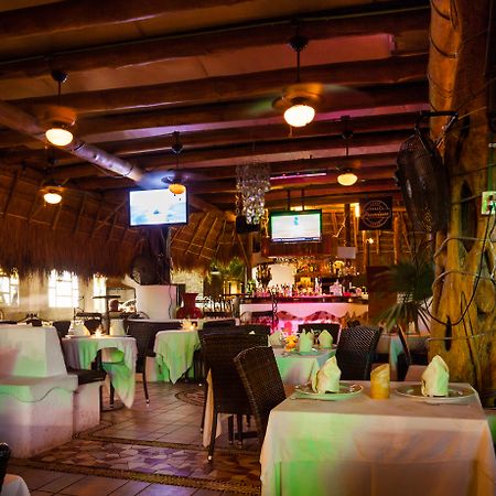 Hotel Mx Portal Maya プレヤデルカーメン エクステリア 写真
