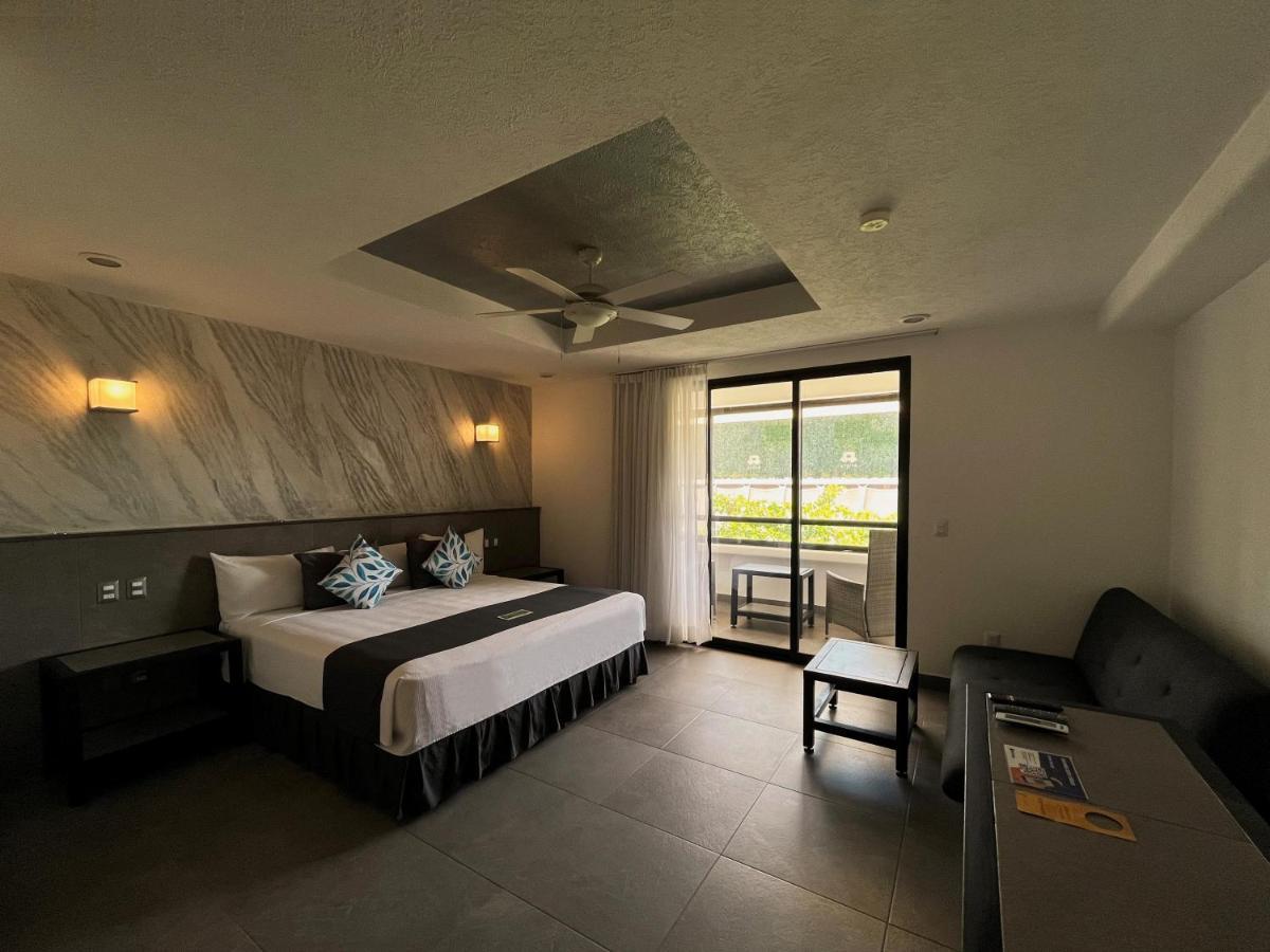 Hotel Mx Portal Maya プレヤデルカーメン エクステリア 写真